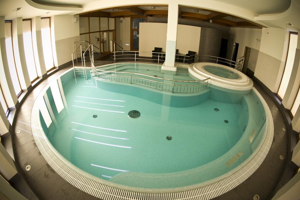 Apartament Charisma ザコパネ エクステリア 写真
