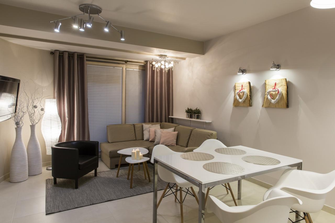 Apartament Charisma ザコパネ エクステリア 写真